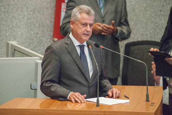 Governador ressaltou apoio do Legislativo contra a crise econômica