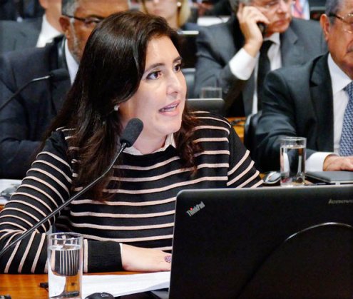 A senadora Simone Tebet (PMDB-MS) ao questionar Alexandre de Moraes