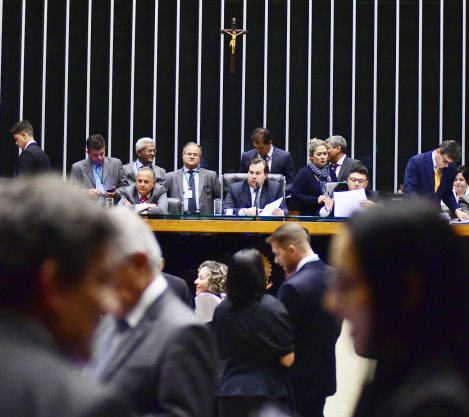 Texto aprovado diz que gorjeta pode ser incorporada ao salário